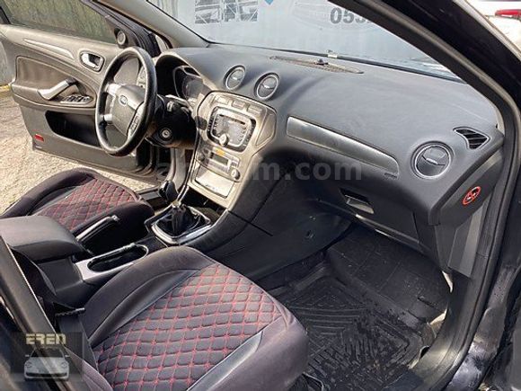 tmr motors'ta çok temiz hasar kayıtsız Ford Mondeo