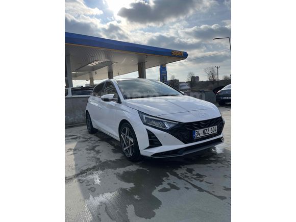 Sahibinden Hyundai i20 1.0 T-GDI Elite 2024 Model  23.500 km Beyaz