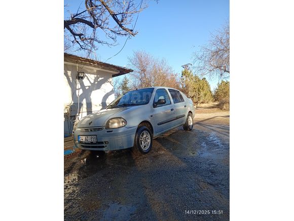 Sahibinden Renault Clio 1.4 Authentique 2002 Model