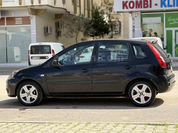 2009 FORD FİRSTA DÜŞÜK KM TEMİZ