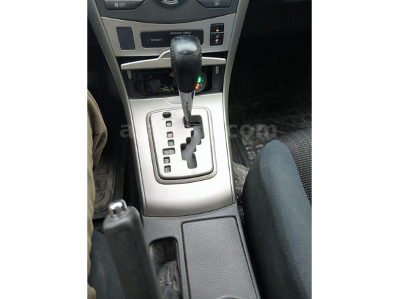 Toyota Corolla 1.6 Comfort LS 2010 Model