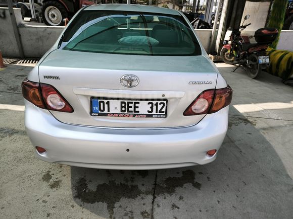 Toyota Corolla 1.6 Comfort LS 2010 Model