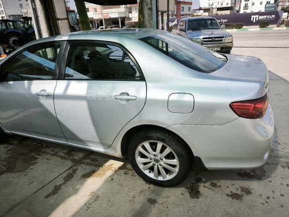 Toyota Corolla 1.6 Comfort LS 2010 Model