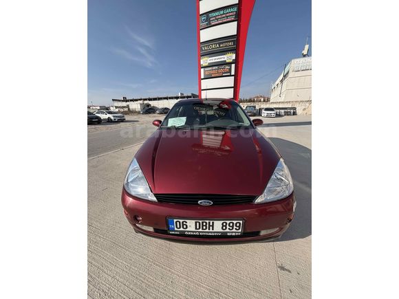 Sahibinden Ford Focus 1.6 Comfort 2001 Model  320.000 km Bordo