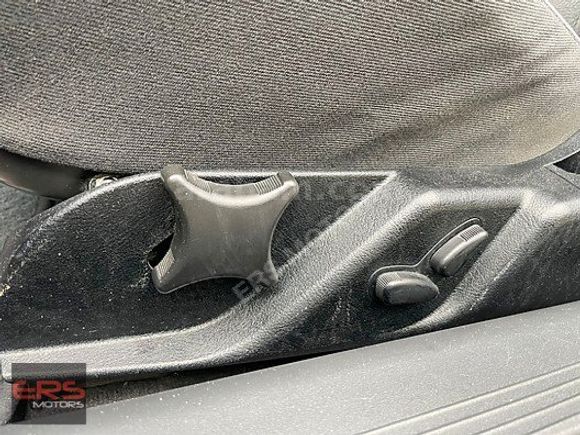 98'BİN'KM'DE İLK ELDEN OTOMATİK KIRMIZI MOTOR KOMP/ K.K/12 TK