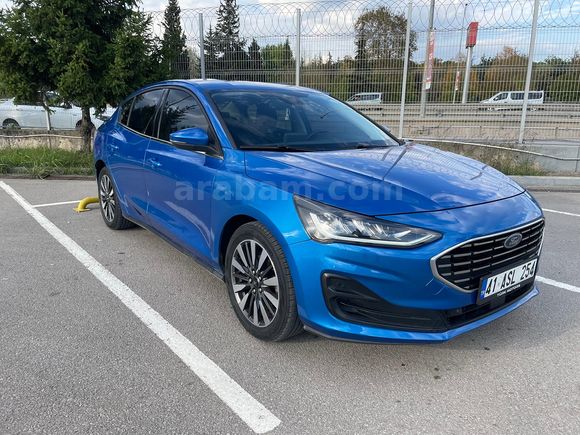 ACİL SAHİBİNDEN 2023 FORD FOCUS 1.5 Tİ-VCT TİTANİUM 63.000 KM'DE