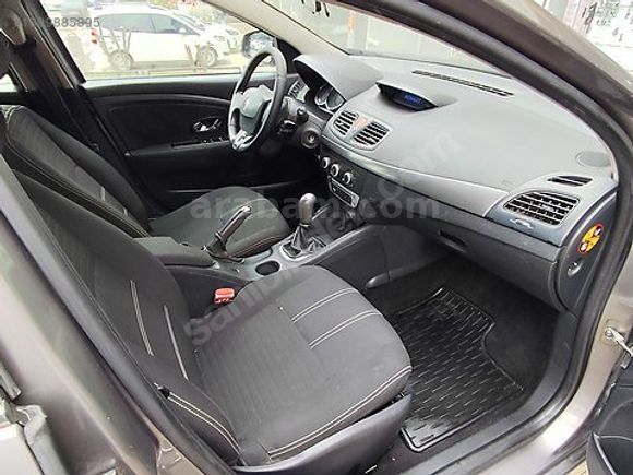 2015 FLUENCE 1.5 DİZEL TOUCH MANUEL VİTES