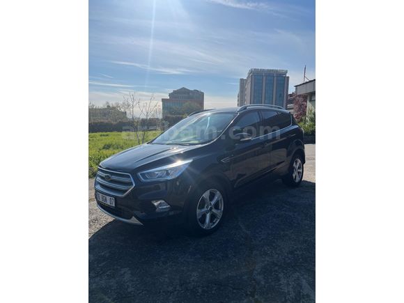 Sahibinden Ford Kuga 1.5 TDCi Titanium 2017 Model  141000 km Siyah