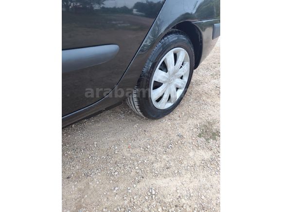 Sahibinden Renault Clio 1.4 Authentique 2003 Model