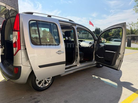 Dos Otomotiv | Renault Kangoo Multix 1.5 dCi Authentique 2017 Model 