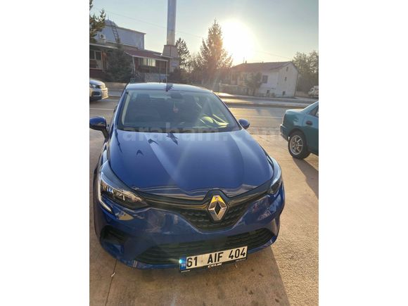 Hatasız 2022 model 76 binde Sahibinden  Clio  