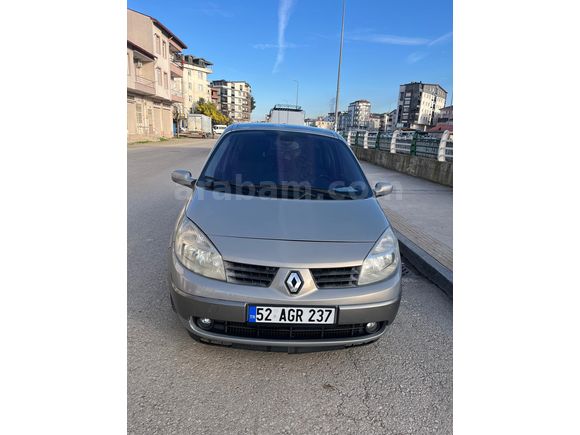 Sahibinden Renault Scenic 1.6 Dynamique 2005 Model