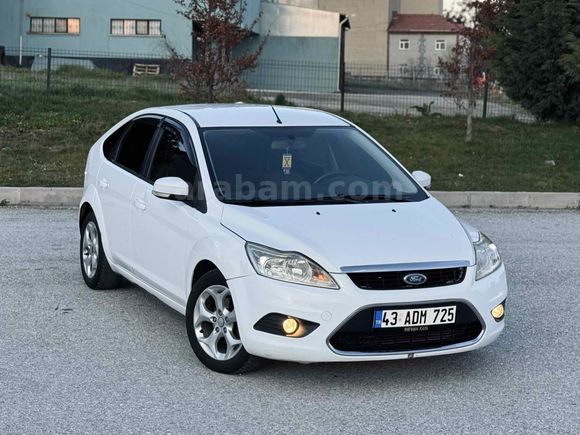 Sahibinden Ford Focus 1.6 TDCi Collection 2011 Model  275.500 km Beyaz