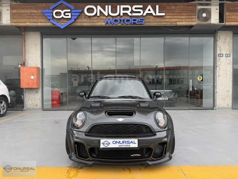 Galeriden Mini John Cooper 1.6 Works 2011 Model İstanbul 77.000 km Gri
