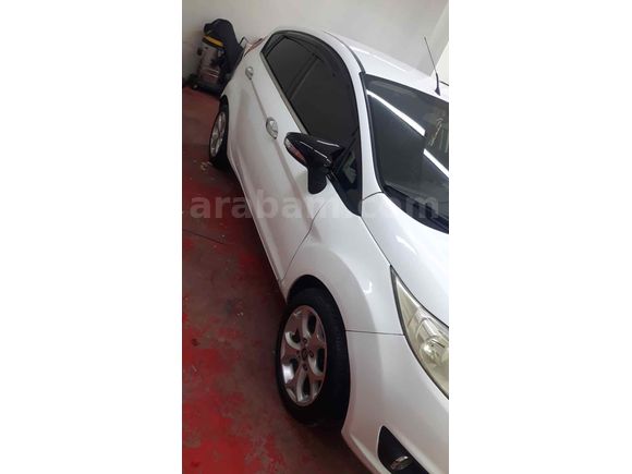 Sahibinden Ford Fiesta 1.5 TDCi Trend 2013 Model 