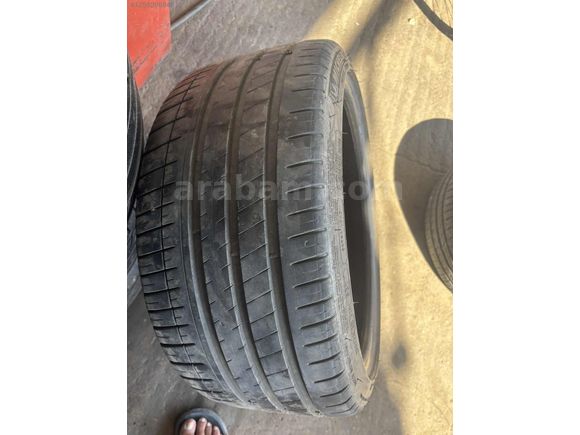 255/35/19 Michelin
