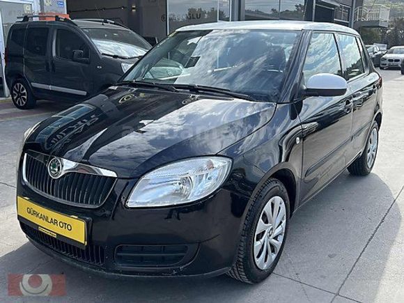 2009 SKODA FABIA 1.6 OTOMATIK ÇİFT RENK