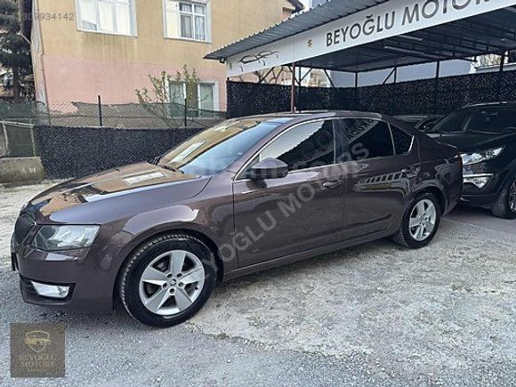 BEYOĞLU MOTORS ÜSKÜDAR'DAN HATASIZ BOYASIZ OTOMATK SKODA OCTAVİA