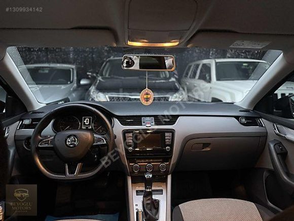 BEYOĞLU MOTORS ÜSKÜDAR'DAN HATASIZ BOYASIZ OTOMATK SKODA OCTAVİA