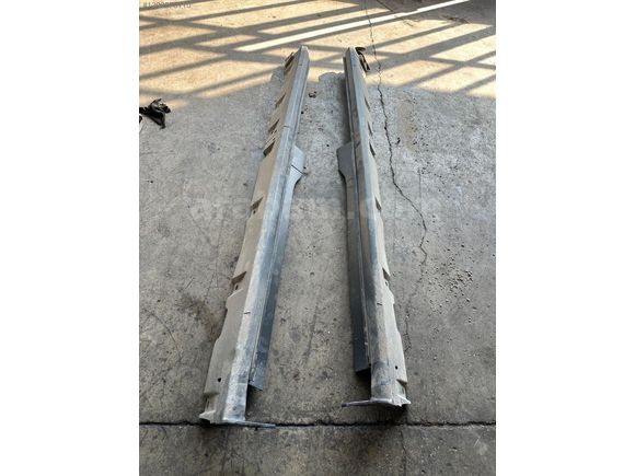Ford connect marşbiyel plastiği