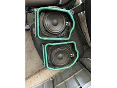 BMW G30 orijinal koltuk altı hoparlör 65139395862
