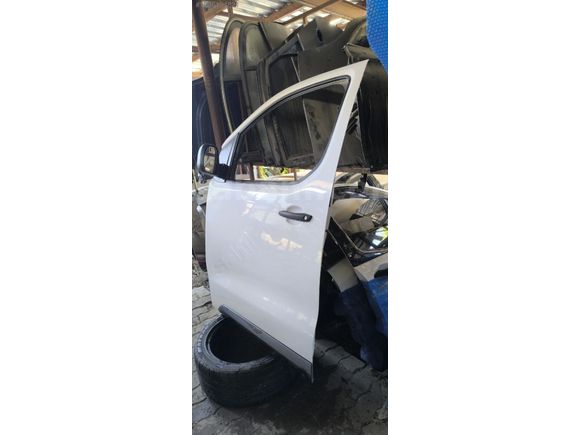 2020 Fiat sucudo sol ön kapı