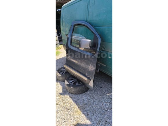 Fiat Fiorino sağ ön kapı