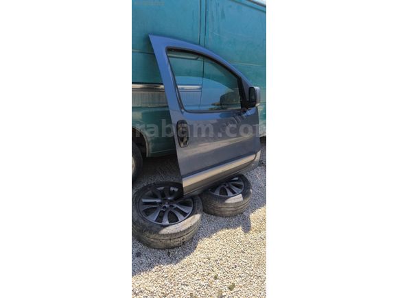 Fiat Fiorino sağ ön kapı