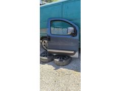 Fiat Fiorino sağ ön kapı