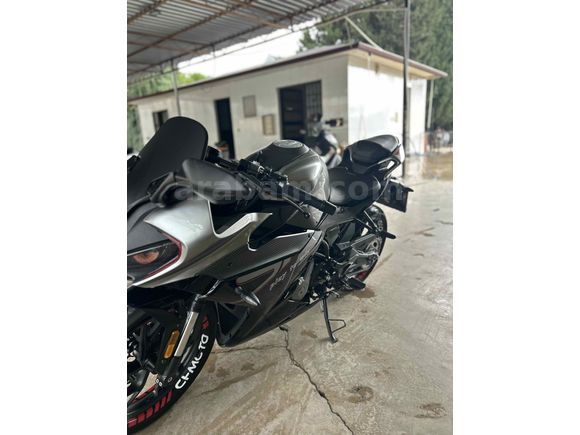 2024 model CF Moto 250SR 6200km Temiz