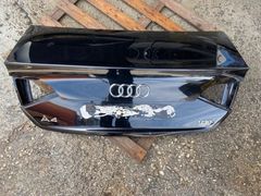2014 Audi A4 bagaj kapağı