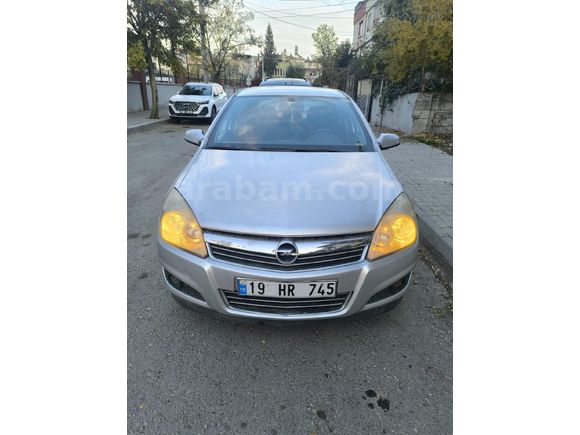 Sahibinden Opel Astra 1.6 Cosmo 2008 Model  280.000 km Gri
