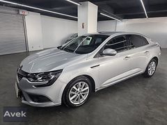 AVEK OTOMOTİV'DEN RENAULT MEGANE 1.5 TOUCH 115 HB 57.733 KM DE