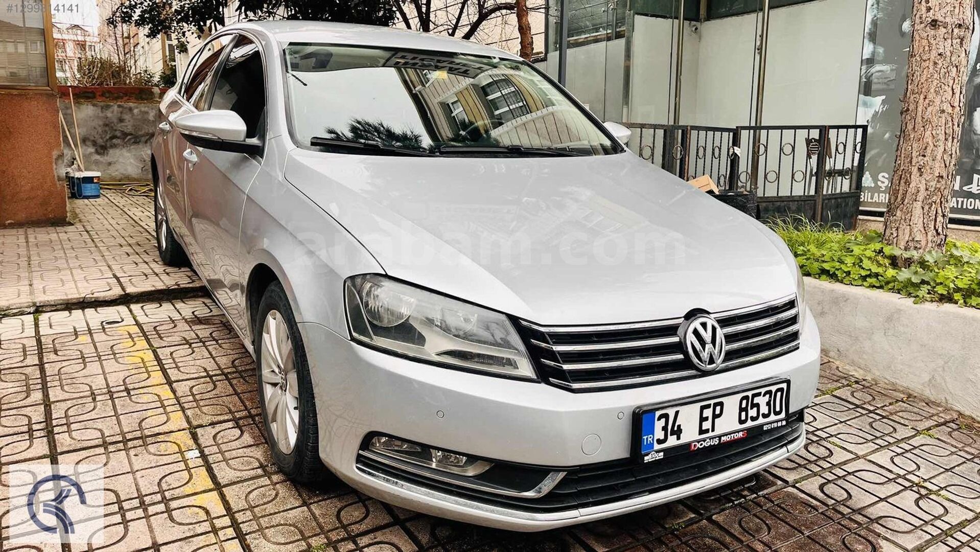 Galeriden Volkswagen Passat 1.6 TDi BlueMotion Comfortline 2013 Model İstanbul 143.000 km Gri 1