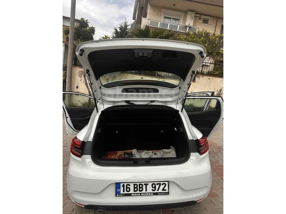 Sahibinden Renault Clio 1.0 SCe Joy 2023 Model 
