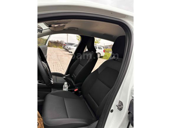 Sahibinden Renault Clio 1.0 SCe Joy 2023 Model 