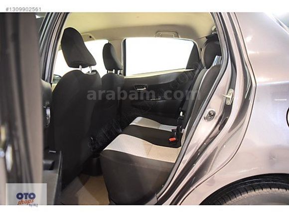 Toyota Yaris 1.33 Cool Multidrive S 99HP - 2013