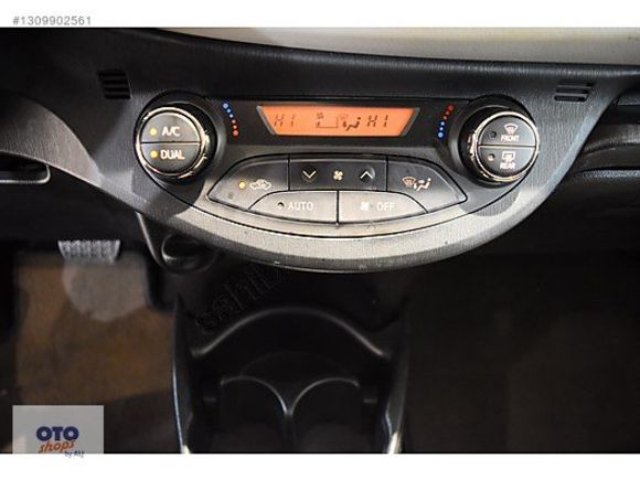 Toyota Yaris 1.33 Cool Multidrive S 99HP - 2013