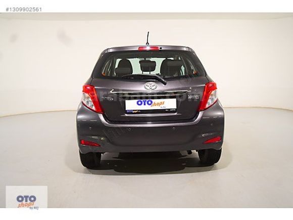 Toyota Yaris 1.33 Cool Multidrive S 99HP - 2013