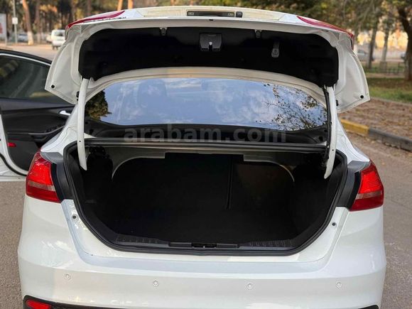 Sahibinden Ford Focus 1.6 TDCi Style 2015 Model 