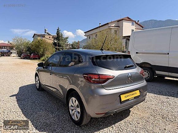 UÇAR'DAN...2023 MODEL CLİO OTOMATİK 1 PARÇA BOYALI