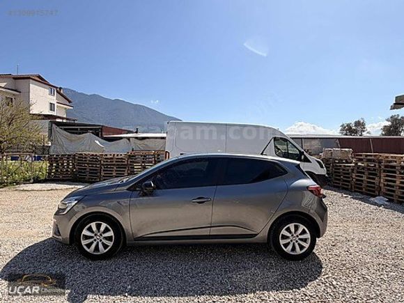 UÇAR'DAN...2023 MODEL CLİO OTOMATİK 1 PARÇA BOYALI