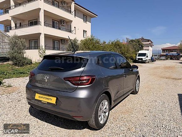 UÇAR'DAN...2023 MODEL CLİO OTOMATİK 1 PARÇA BOYALI