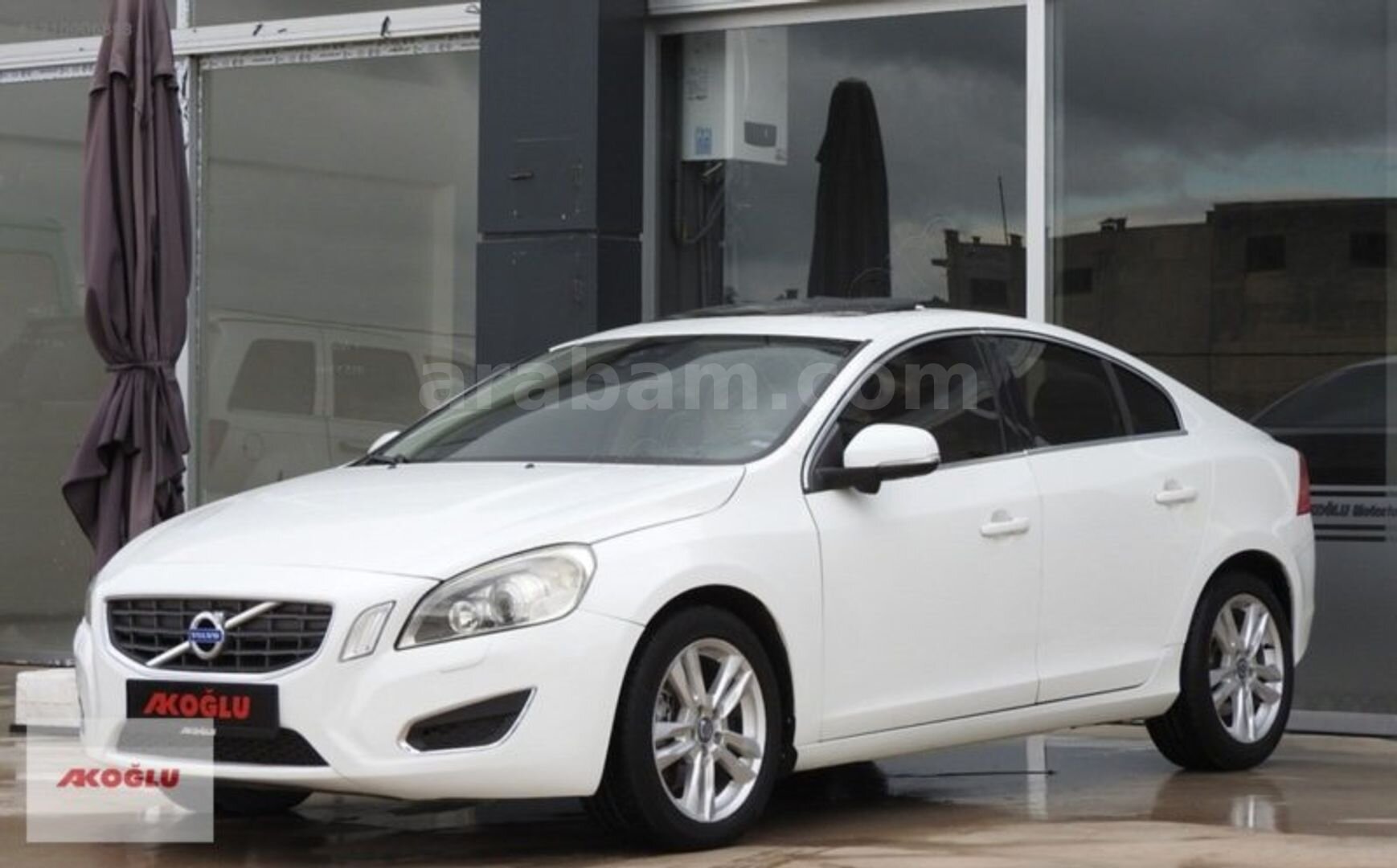 Galeriden Volvo S60 1.6 D Premium 2012 Model Çorum 370.000 km Beyaz 3