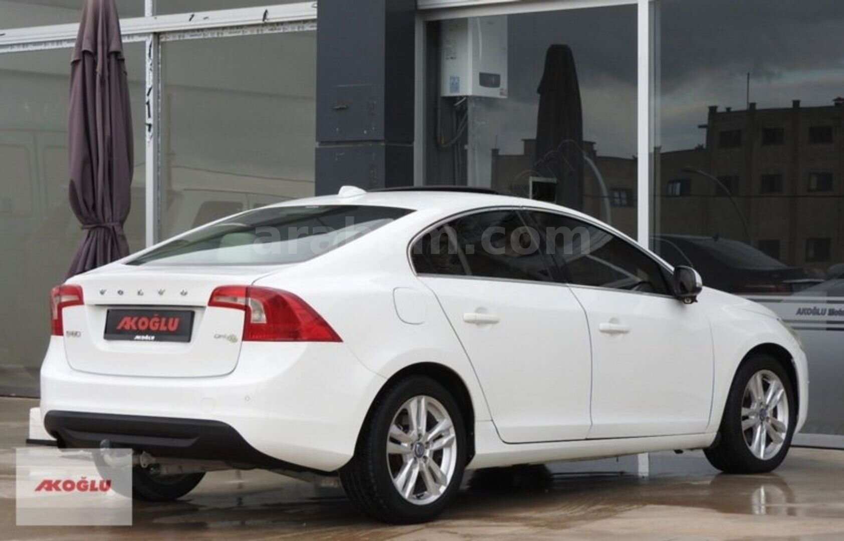 Galeriden Volvo S60 1.6 D Premium 2012 Model Çorum 370.000 km Beyaz 6