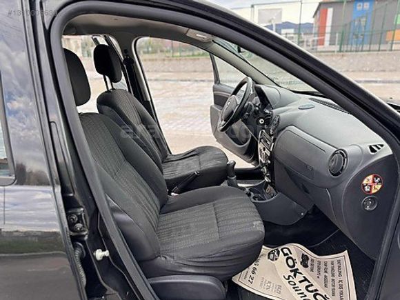 İLK SHP BAKIMLI 203.ooo KM 4x2 DUSTER