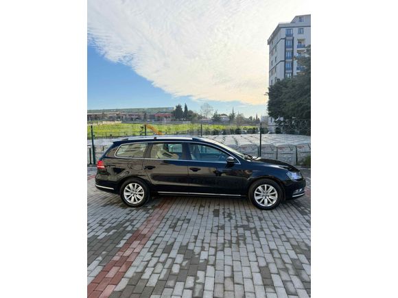 Galeriden Volkswagen Passat Variant 1.6 TDi BlueMotion Comfortline 2013 Model İstanbul