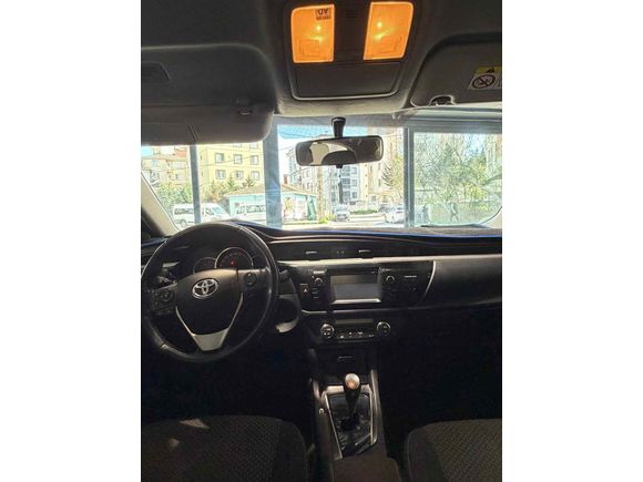 Galeriden Toyota Corolla 1.4 D-4D Touch 2015 Model İstanbul