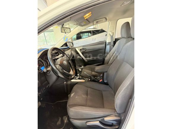 Galeriden Toyota Corolla 1.4 D-4D Touch 2015 Model İstanbul