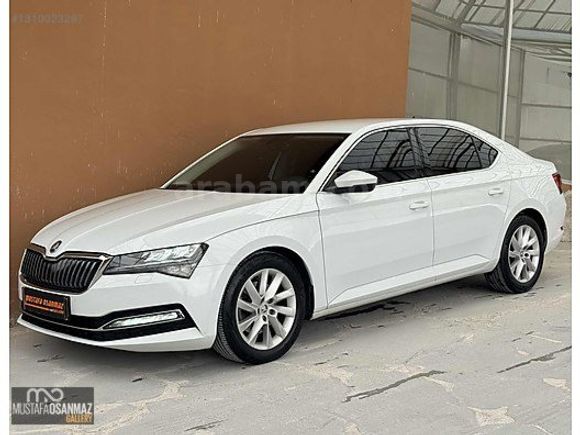 2020 BOYASIZ TRAMERSİZ BAKIMLI SUPERB 1.6 TDİ 120 BG DSG PREMİUM
